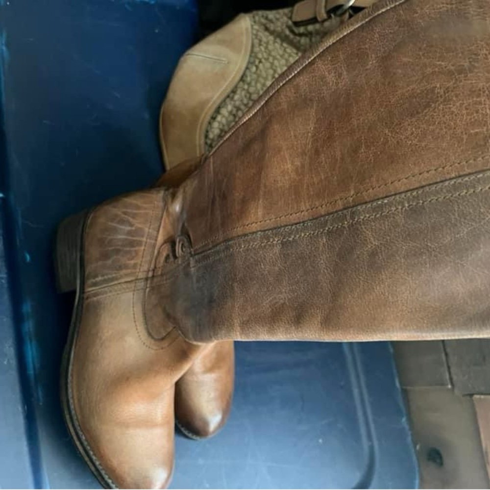 Women’s western boots size 7 new